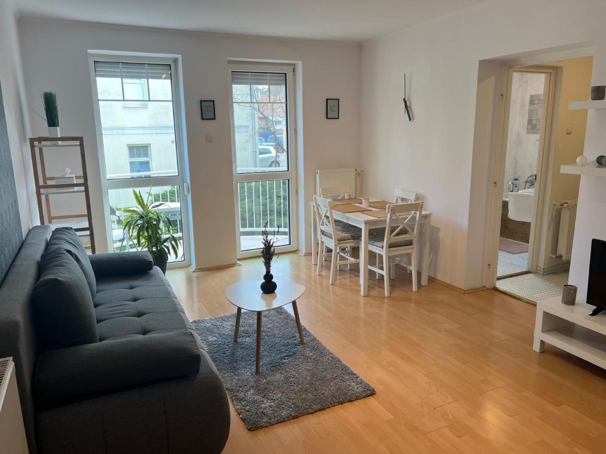 Belvarosi Apartman Eger Exterior photo